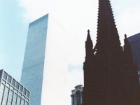 WTCと教会・・・不思議な組み合わせ